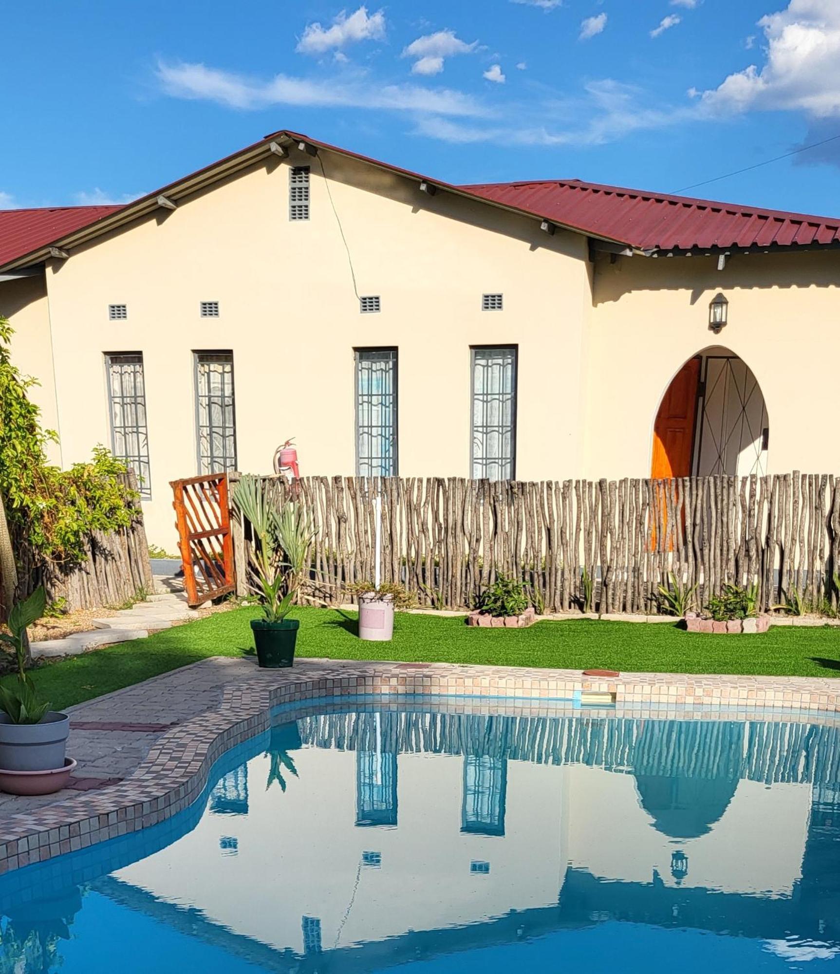 Apartamento Maun Luxury Oasis Exterior foto